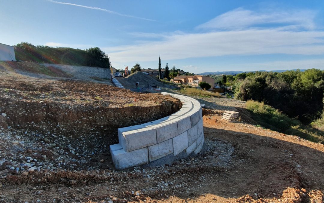 Réalisation d’un Mur de Soutènement pour un Programme Immobilier : Les Bastides de Montaleigne